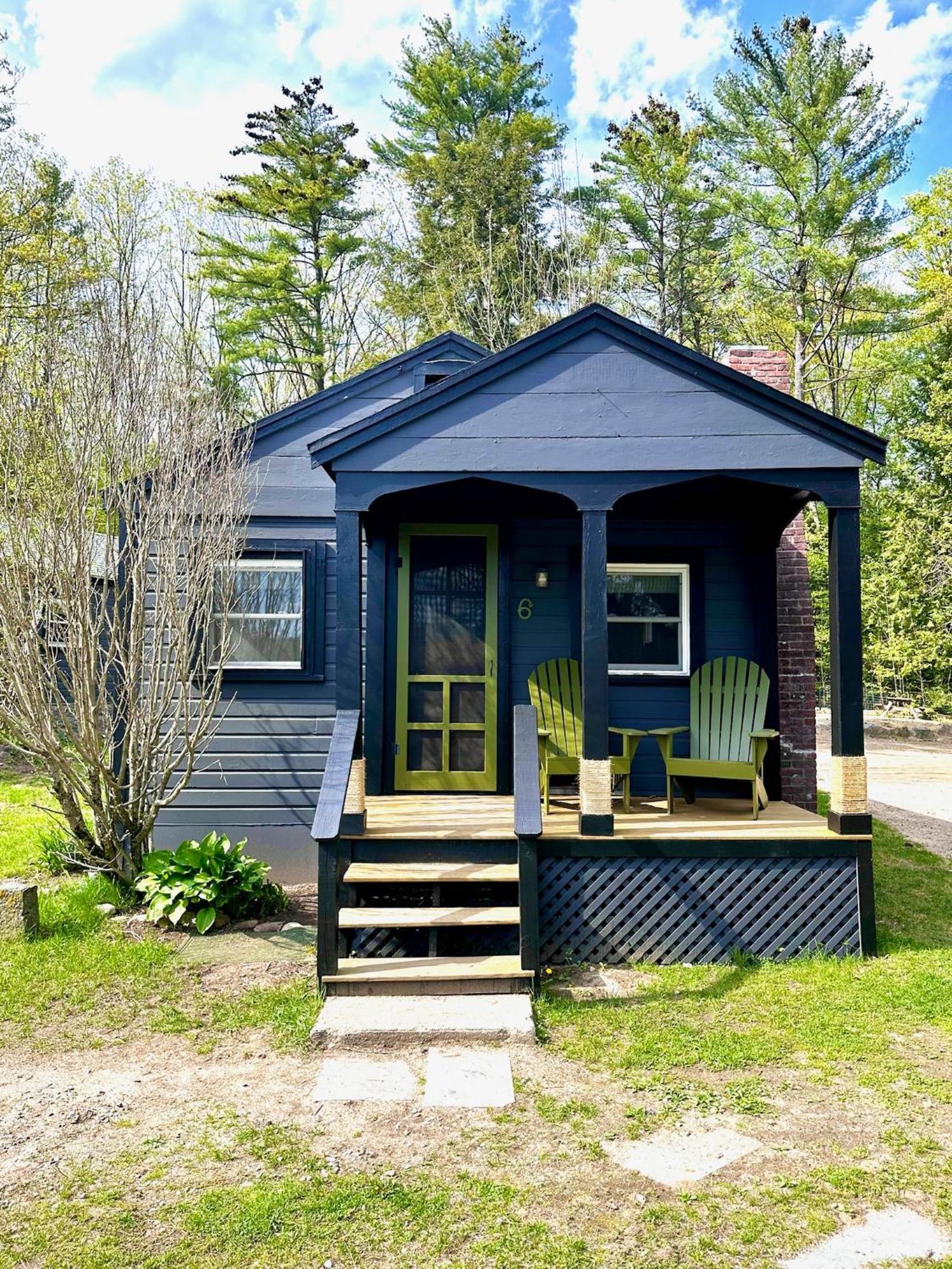 Cottage Place On Squam Lake - Cabins Холдернесс Экстерьер фото